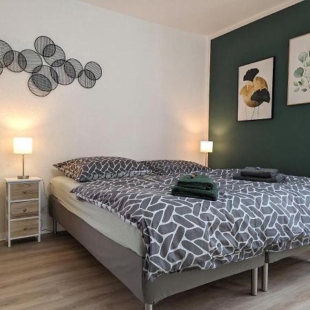 K-Town Green Studio Apartment Кайзерслаутерн Екстер'єр фото